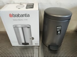 Brabantia NewIcon pedaalemmer 12 liter (1)